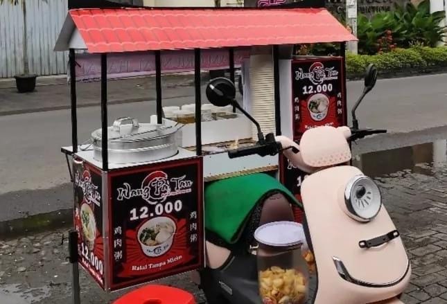 Buryam_rombong_sepeda_motor2.jpeg