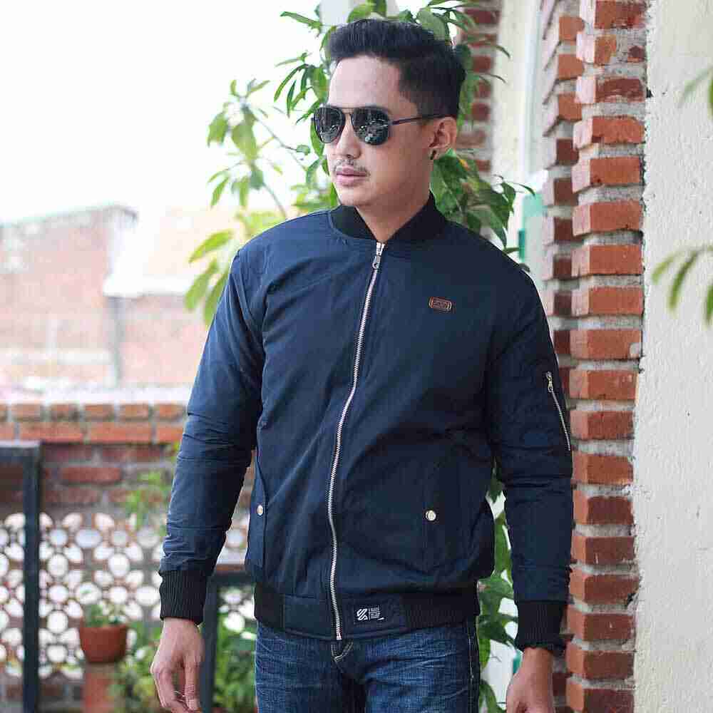 Jaket Bomber Pria KKT KZR 596