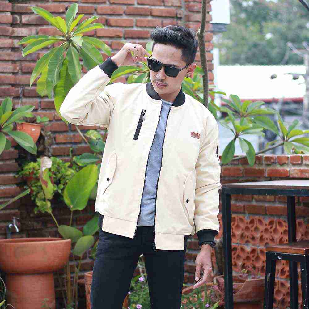 Jaket Bomber Pria SMI INF 588