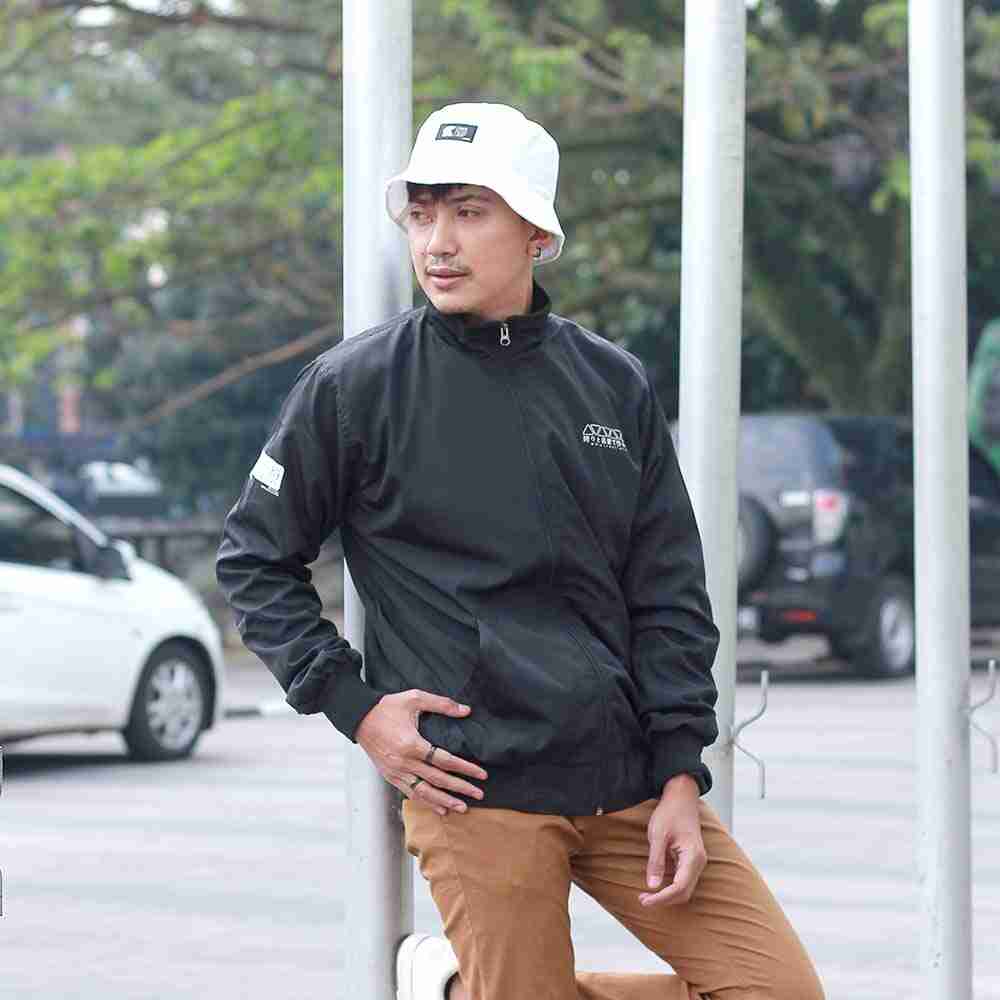 Jaket Mayer Pria We-Wolv MV 299