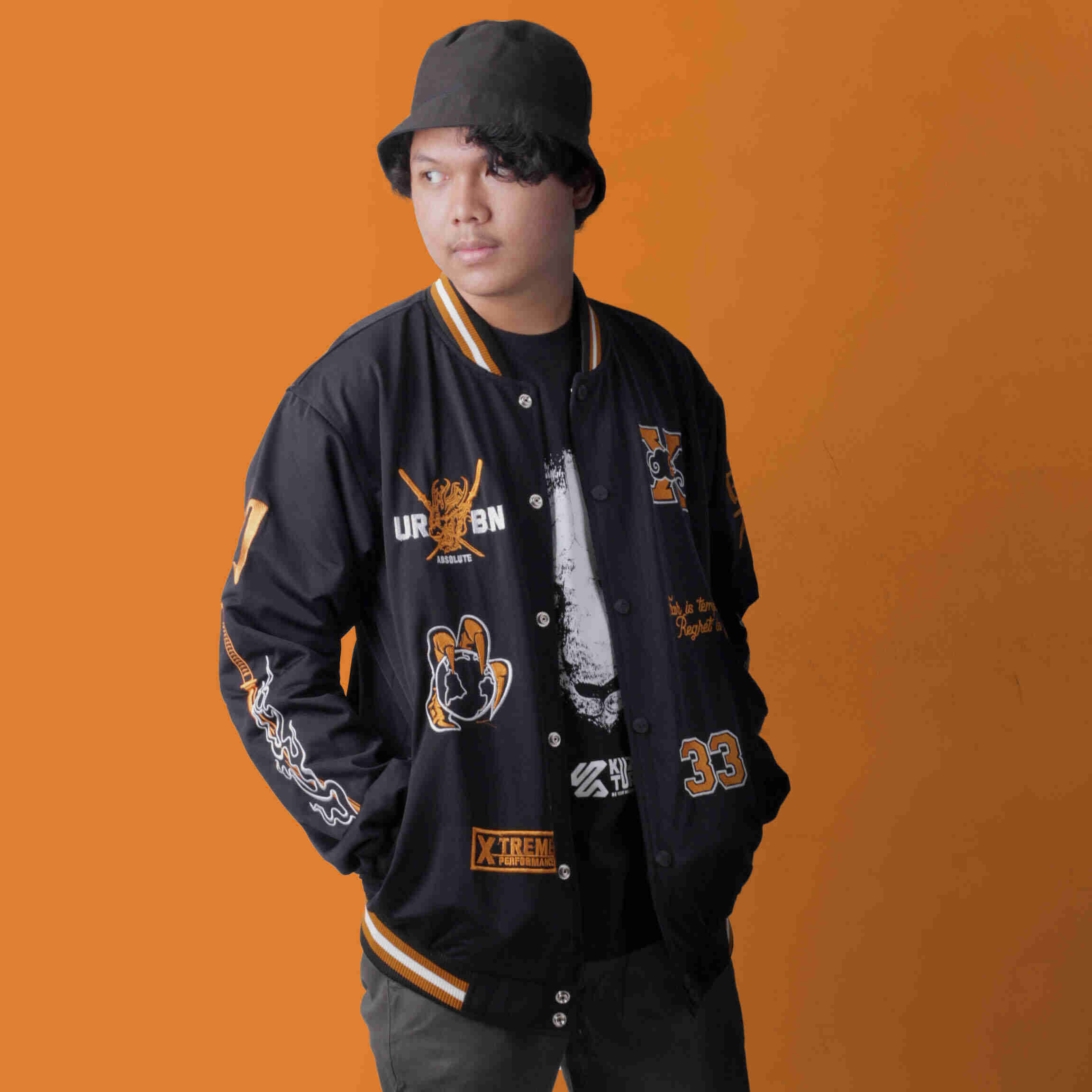 Jaket Varsity Pria Hazama HZM 294