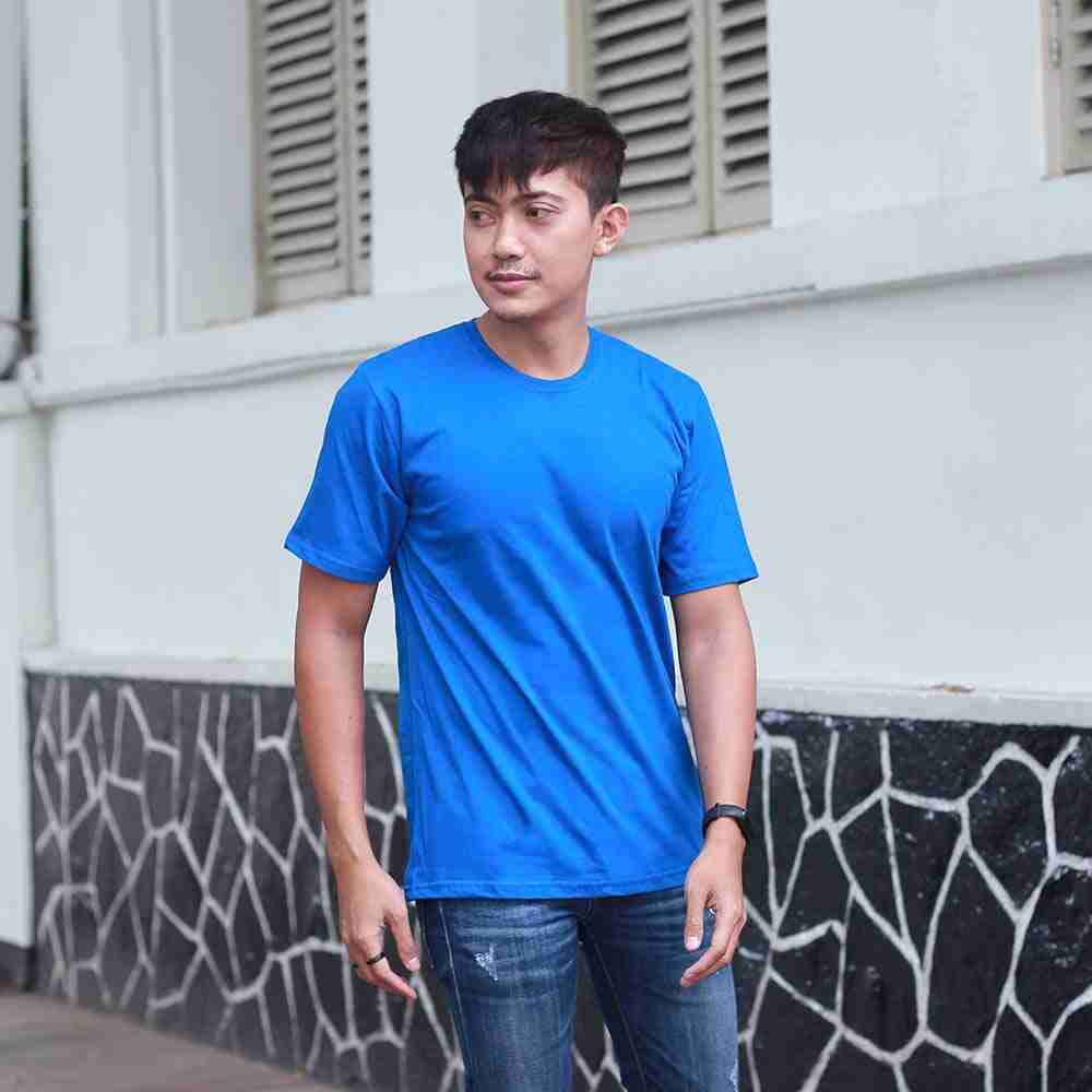 Kaos Polos Pria Mavvis VS 103