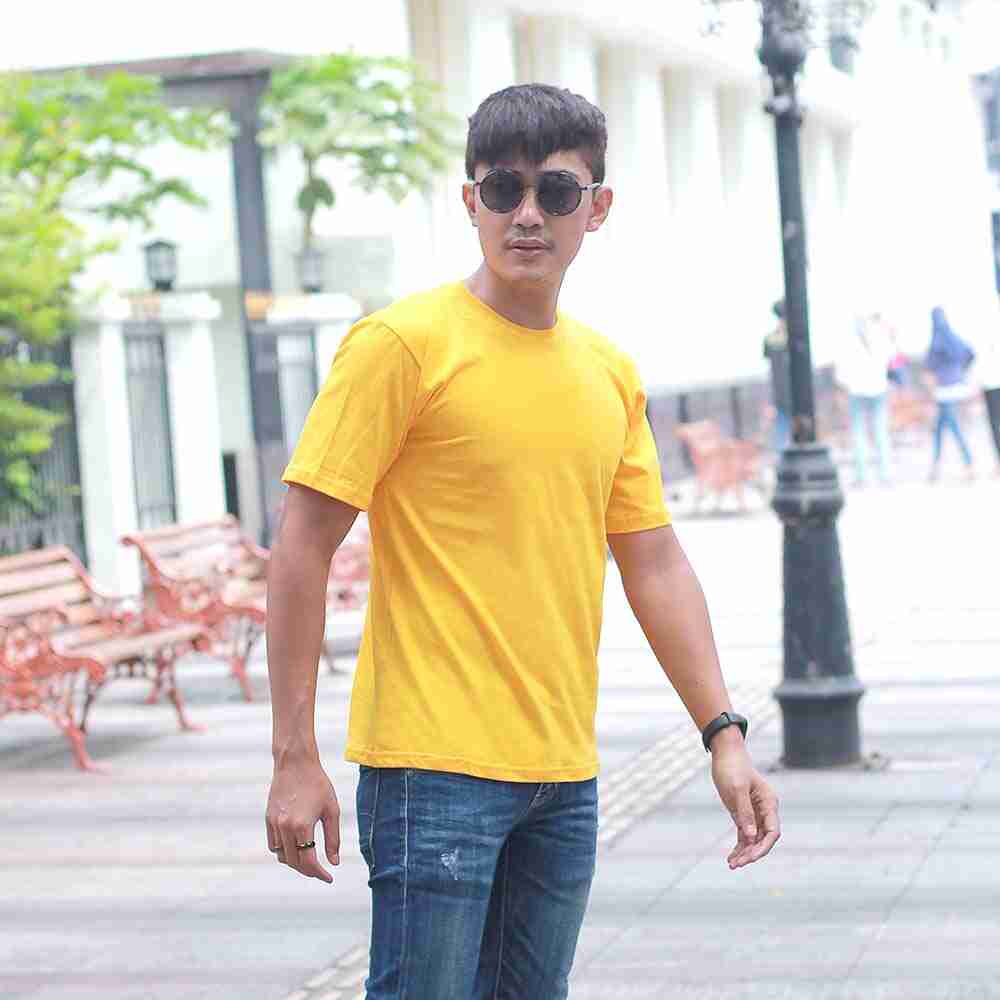 Kaos Polos Pria Mavvis VS 122
