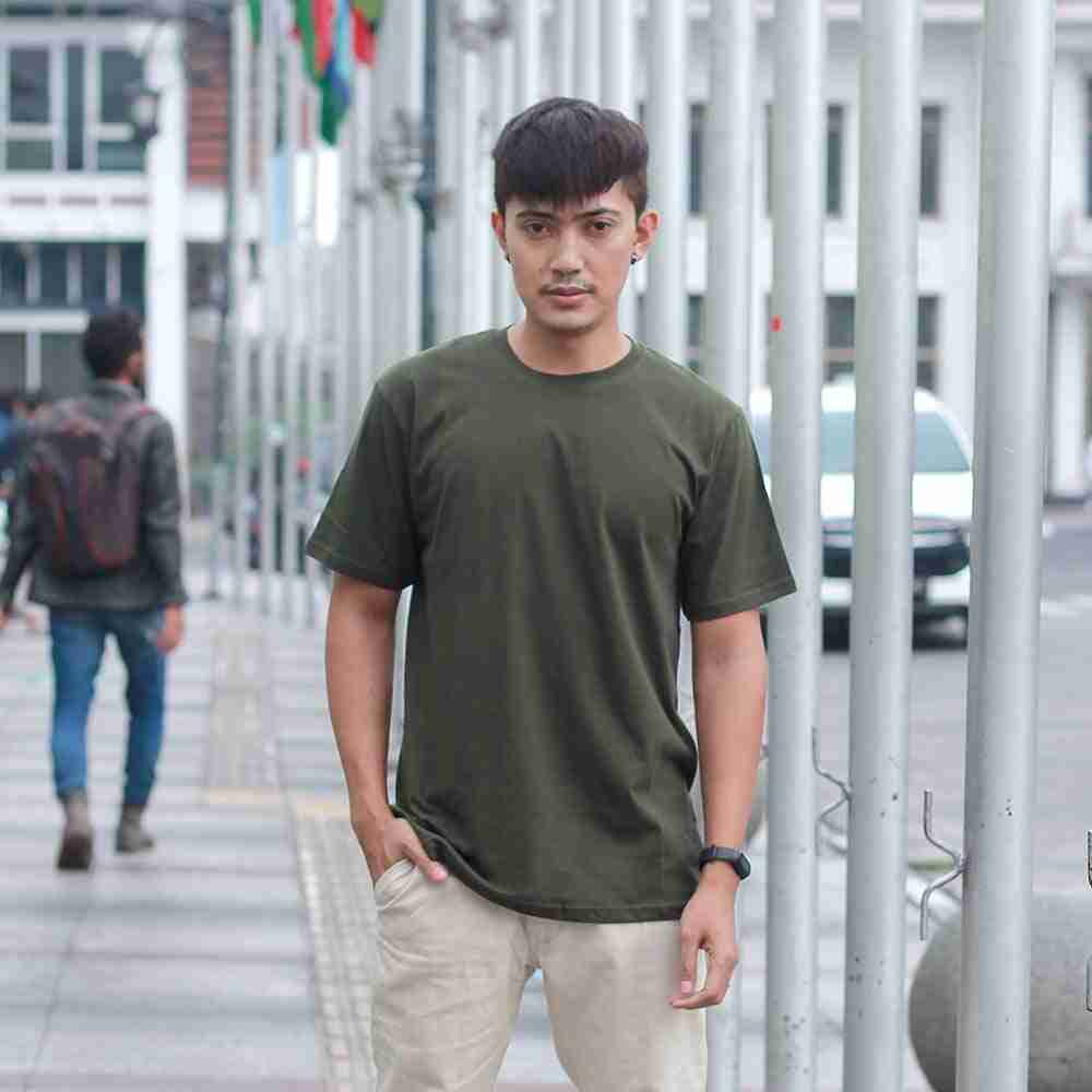 Kaos Polos Pria Mavvis VS 159