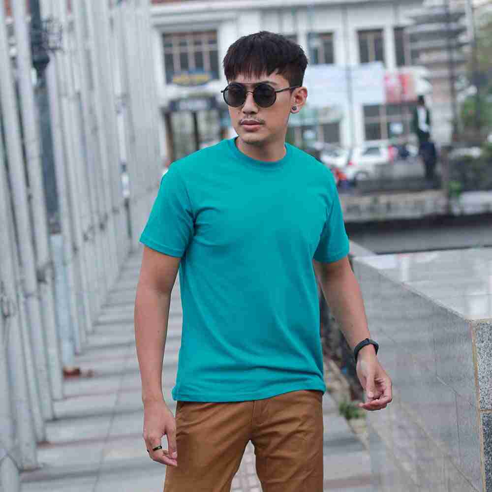 Kaos Polos Pria Mavvis VS 339