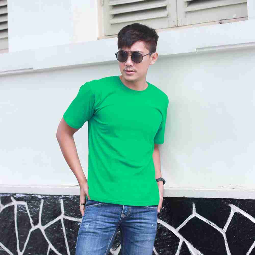 Kaos Polos Pria Mavvis VS 441