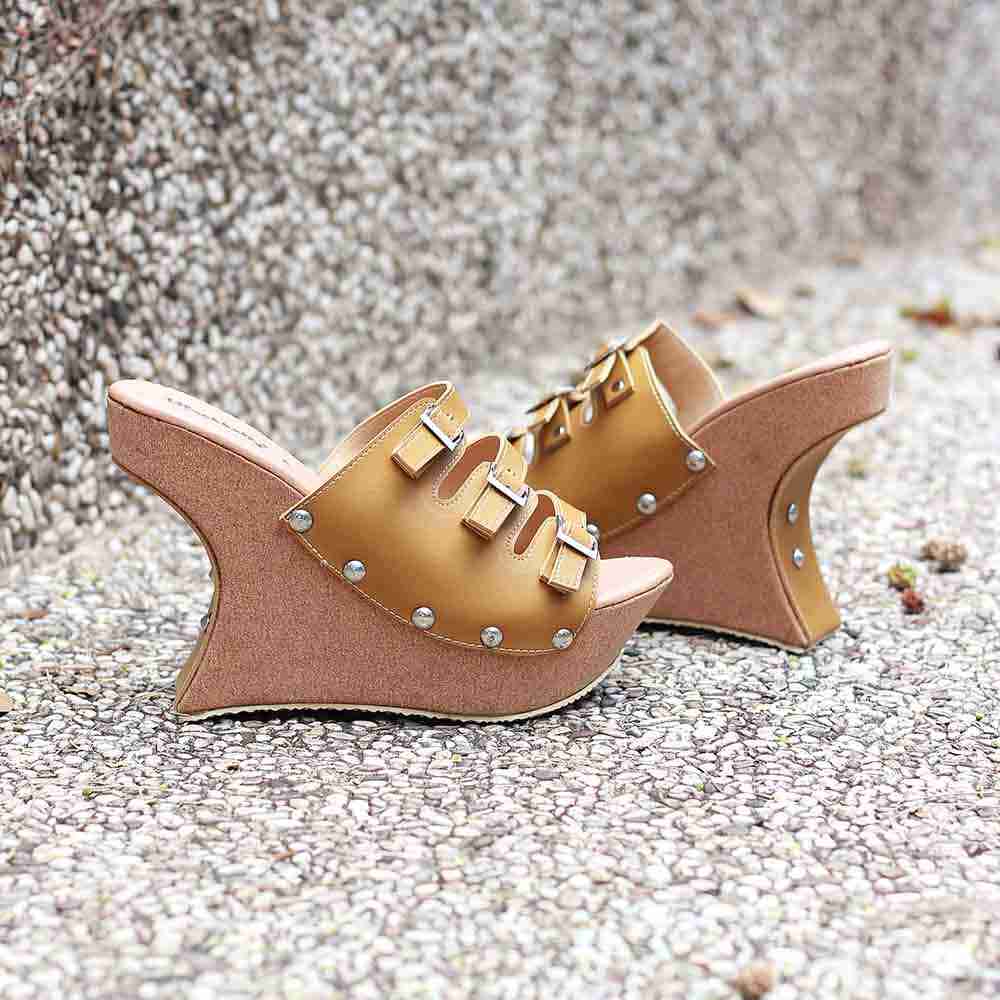 Sandal Wedges Wanita Laica Series LOL 833