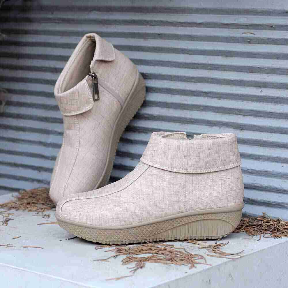 Sepatu Boots Wanita LKR BCL 523