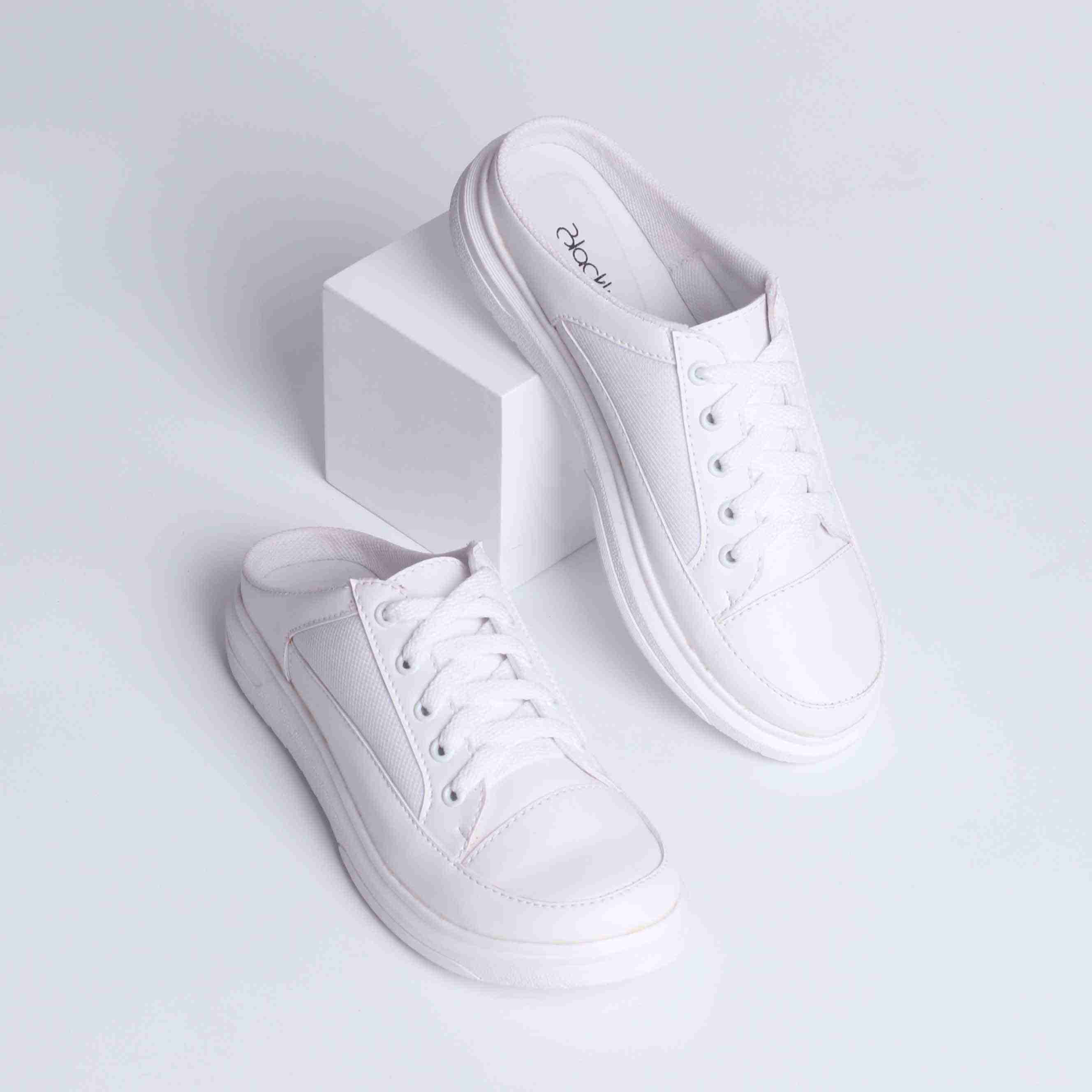 Sepatu Casual Wanita Blakkelly BKS 485