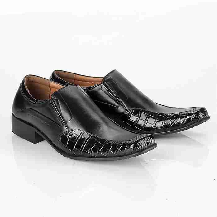 Sepatu Formal Pria Blackkelly LBP 814