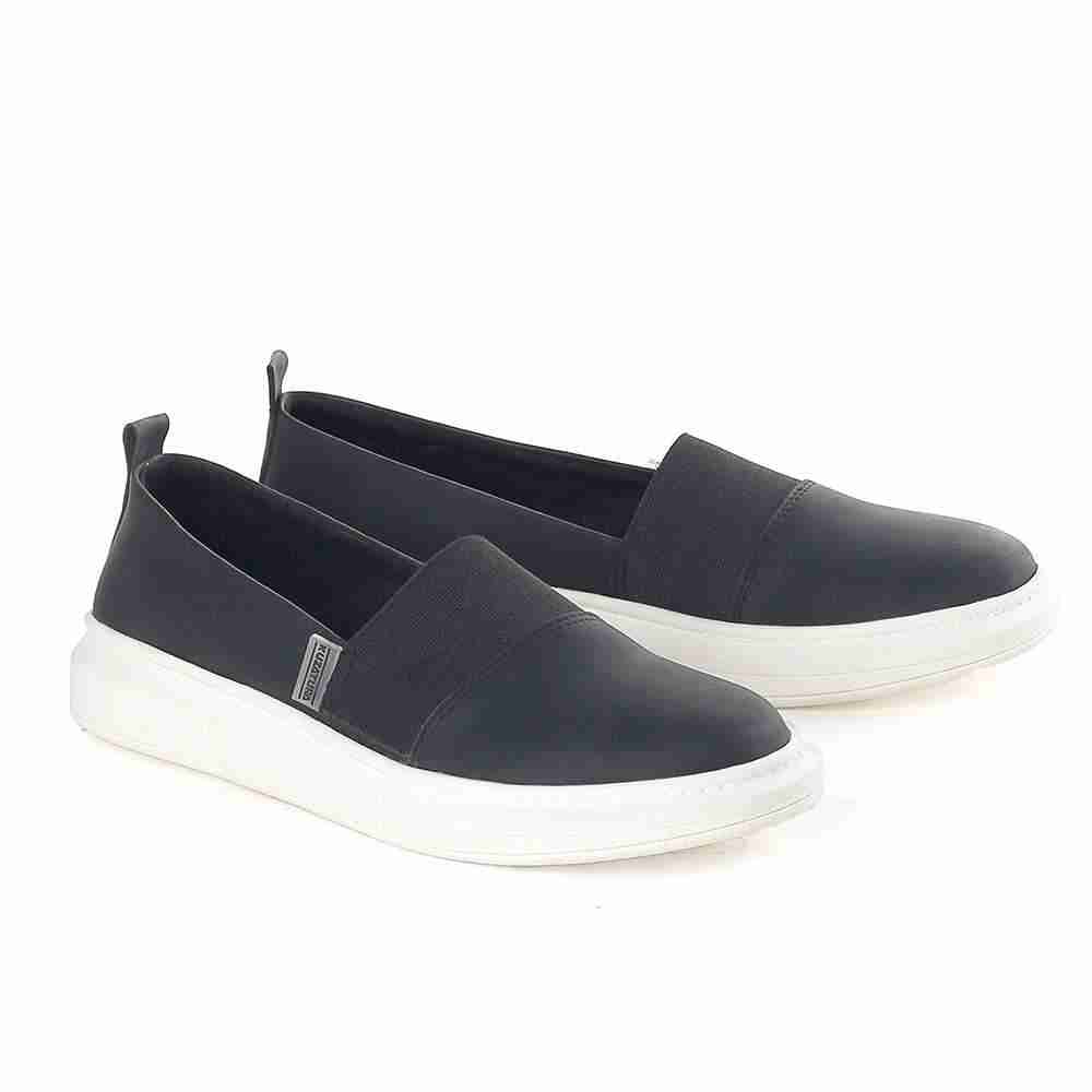 Sepatu Slip On Wanita KTE KZR 563