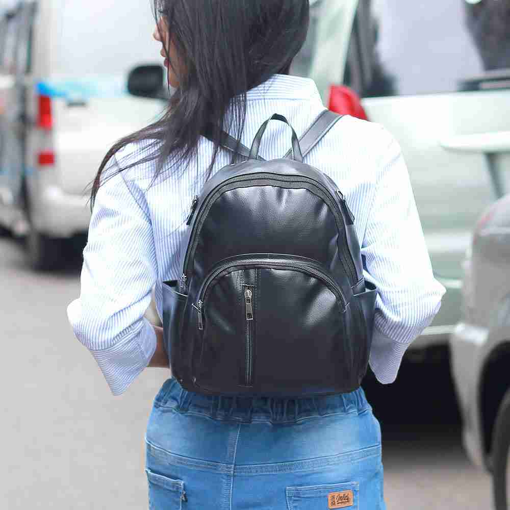 Tas Backpack Wanita Cindy Black LP 140