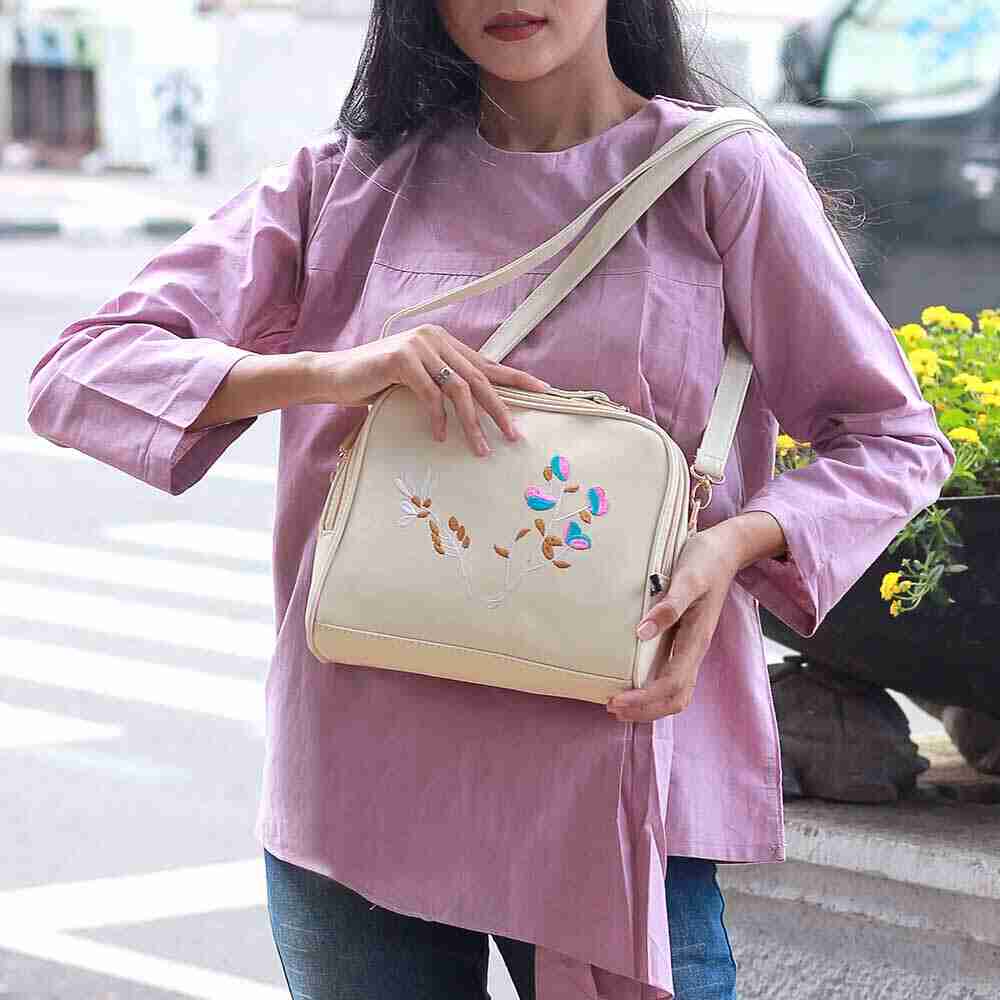 Tas Selempang / Sling Bag Wanita SMU INF 122