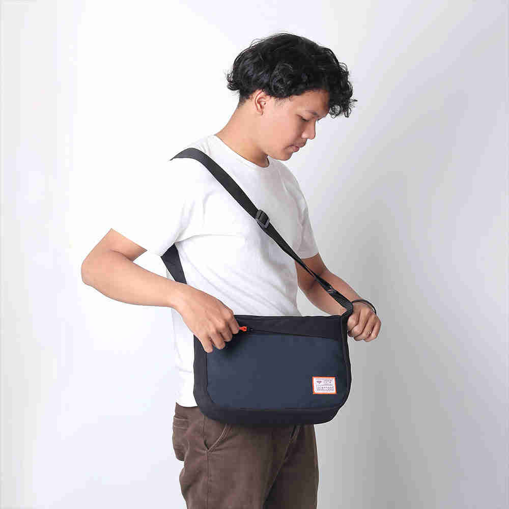 Tas Sling Bag Pria Totenhood TL 712 TH