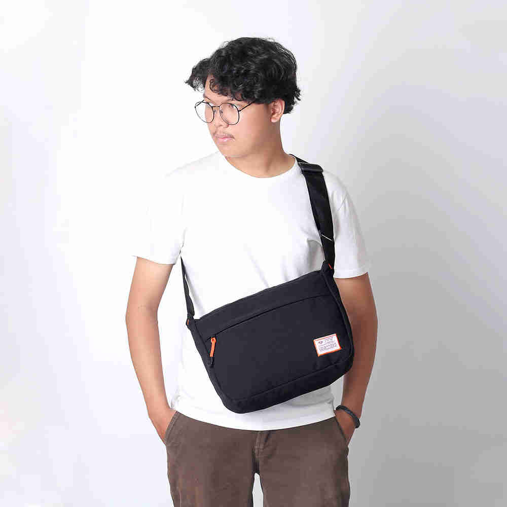 Tas Sling Bag Pria Totenhood TL 714 TH
