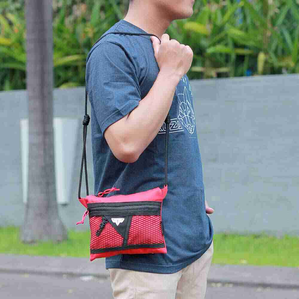 Tas Sling Bag Sacoche Unisex Totenhood TH 814